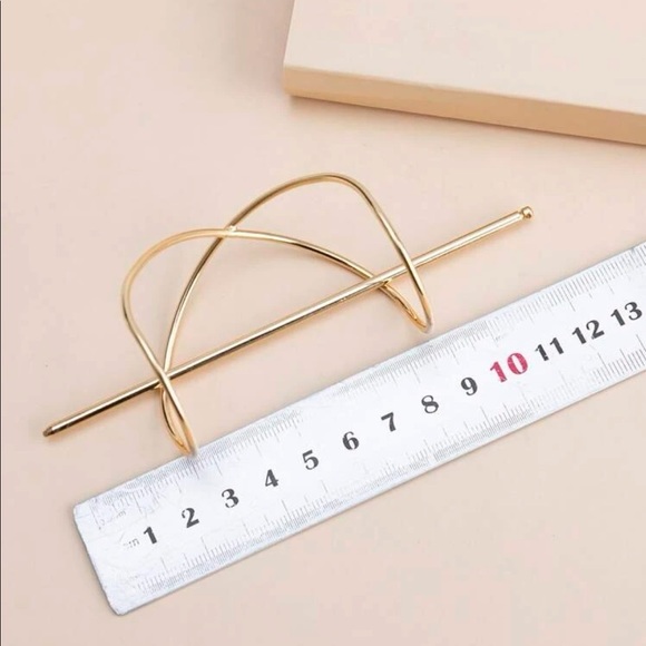 GOLD TONE HAIR CUFF CAGE BUN HAIR ACCESSORY WITH PIN - Picture 2 of 5